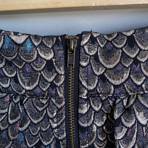 Buffalo David Bitton Women's Metallic Fish Scale Midi Skirt Size Large Zipper - Picture 5 of 11